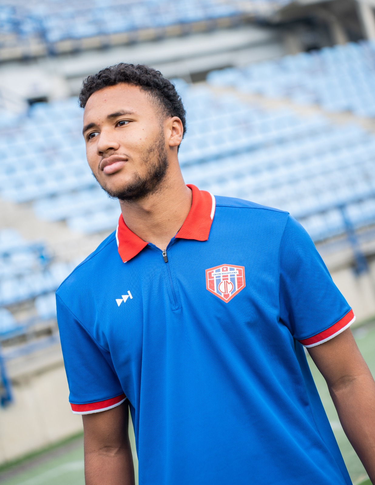 POLO DE PRESENTACION AZUL